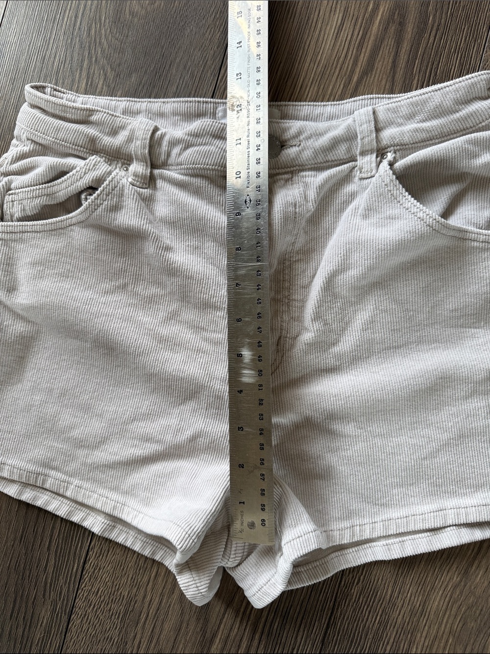 ROLLA'S Cream High-Rise Jean Shorts Dusters size 30 - Picture 9 of 10